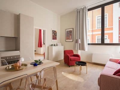 Beşiktaş'ta Kiralık Sıcak Stüdyo Daire 1